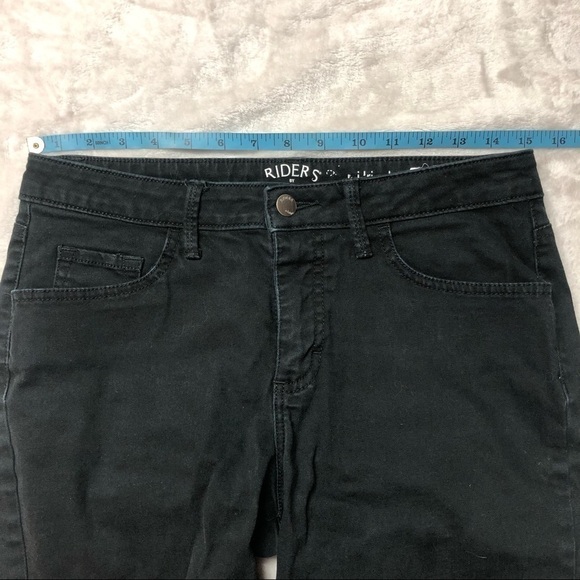 Lee Riders Black Denim Midrise Bermuda Shorts - Picture 5 of 7